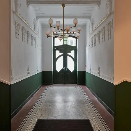 Designer In Vinohrady By Days Apartment *