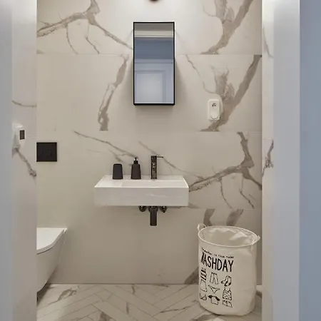 Designer In Vinohrady By Days Apartment *